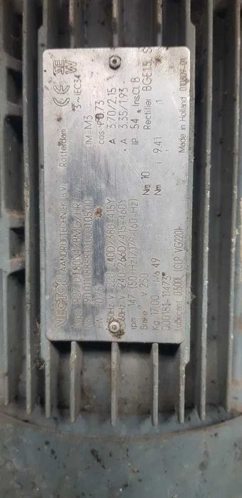 Masina roluit tevi, hidraulica, trifazica, 0,75 kw, 12 T forta