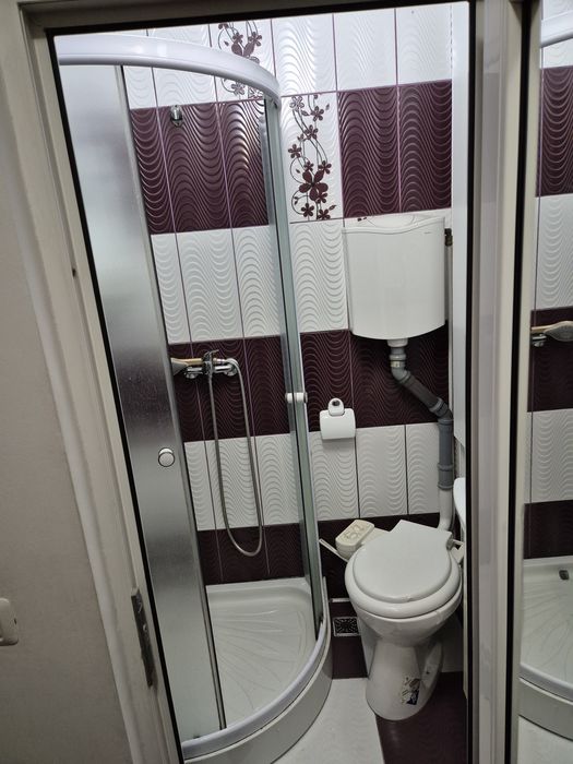 Garsoniera in Roman,proprietar