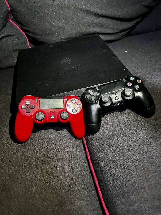 Пс4 pro с 70 игр в подарок