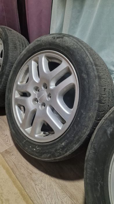 Продам диски с резиной субару