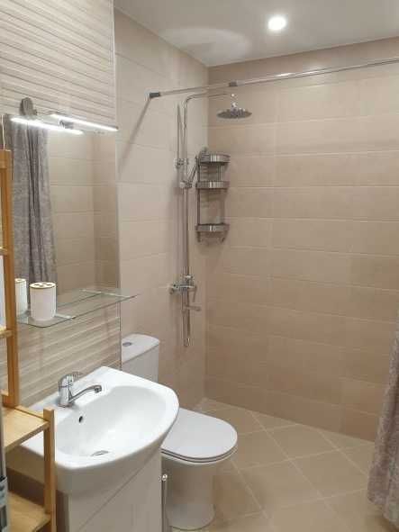 Дава се под наем Двустаен апартамент в София, Дианабад - 50 кв.м за 348.84 € - Снимка #2