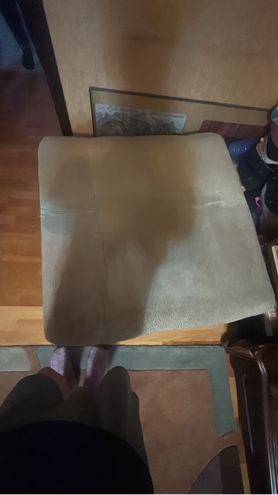 Отдам даром кресло книжка