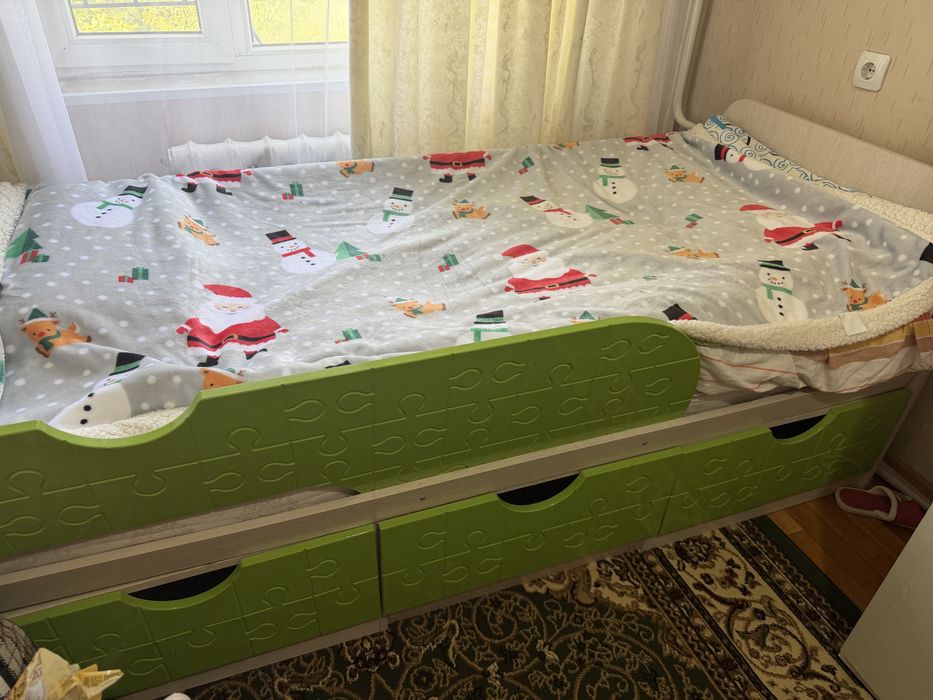 Кровать детская бу