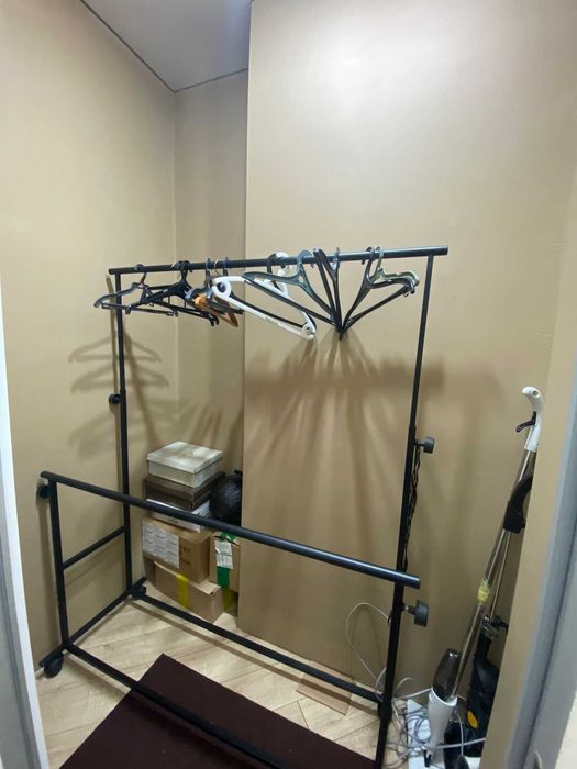 Продается 1 ком  2-база  площадь 50