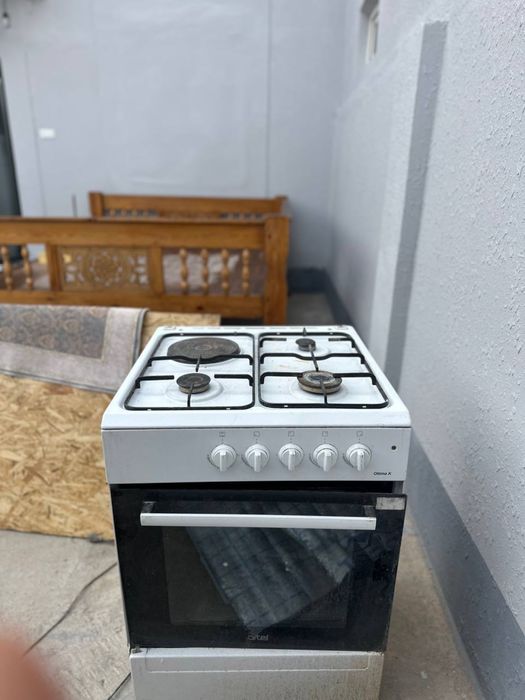 Газ плита Artel