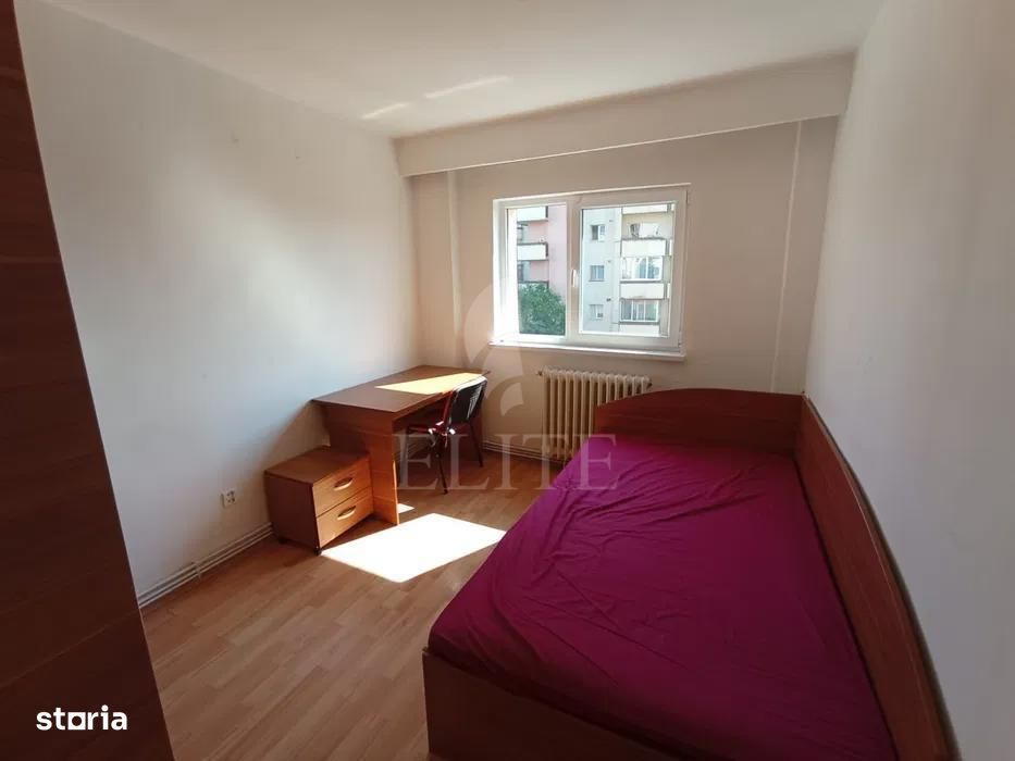 Apartament 4 camere în zona STRAZII SLATINA