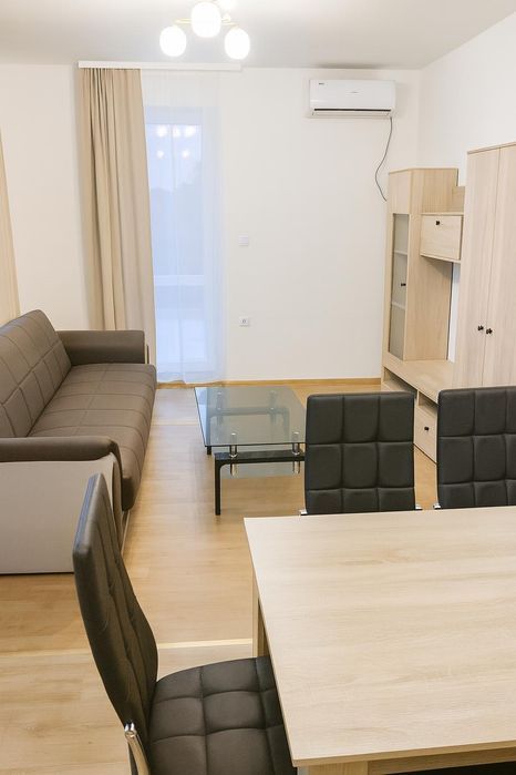 Дава се под наем Тристаен апартамент в Пловдив, Кючук Париж - 100 кв.м за 700 € - Снимка #1