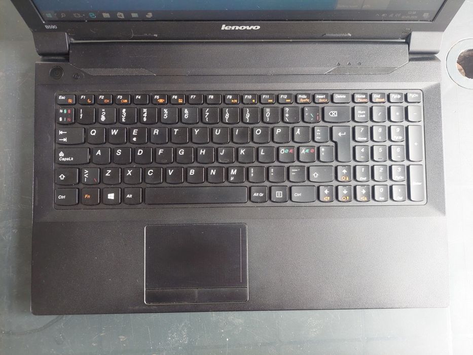 Laptop Lenovo B590 i3