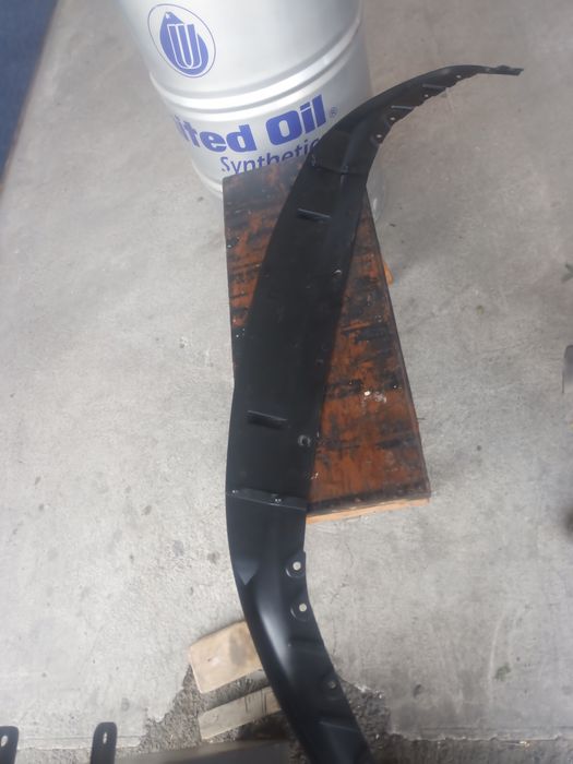 Губа (сплиттер) переднего бампера