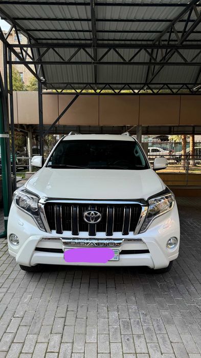 Toyota Prado 150 белый, обслужен, без вложений.