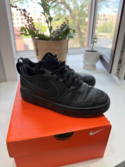Кроссовки Nike 34 размер