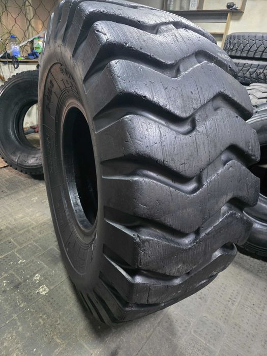 Шины на погрузчикы 23.5-25 бу