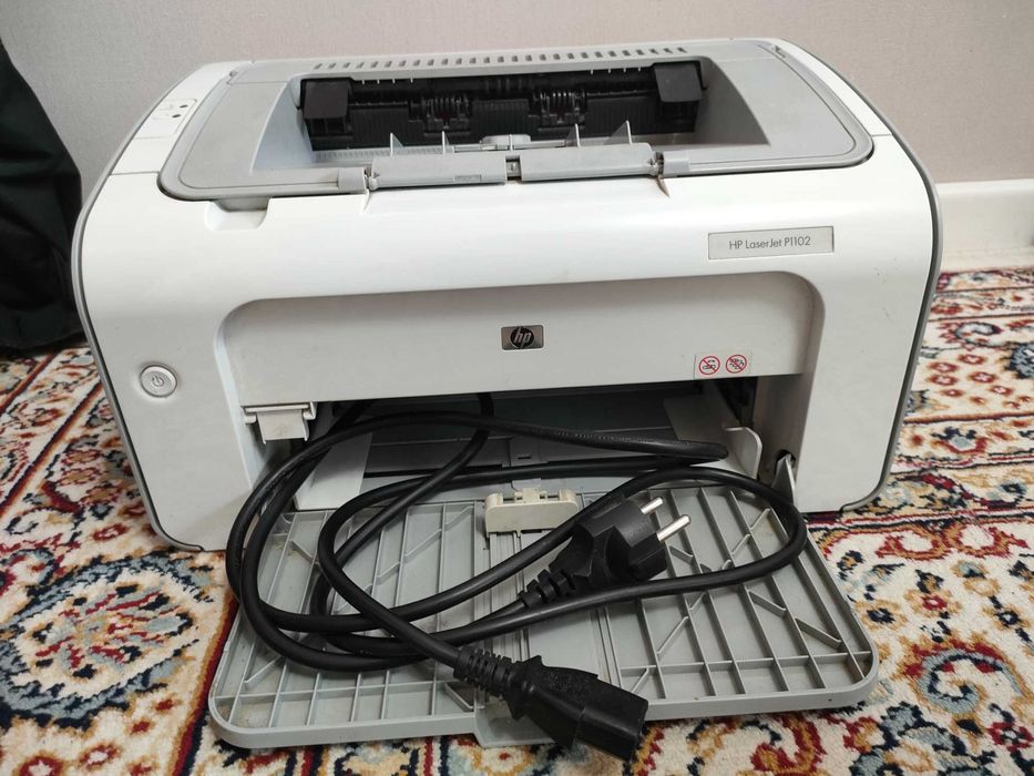 Срочно продам принтер Epson L1800 A3, HP Laser Jet P1102 A4