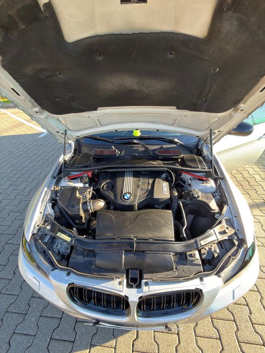Se vinde BMW E91 177 cai