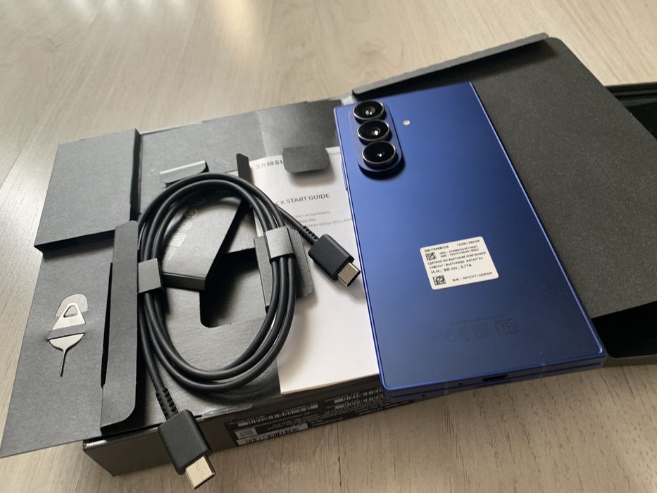 Samsung Galaxy Z Fold 7 Blue Shadow, 256Gb (EAC)