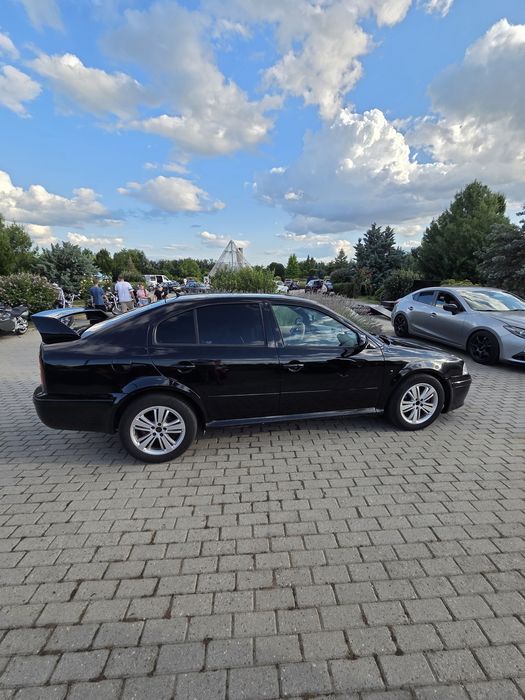 Skoda Octavia 1  1.8T Elegance / Vrs