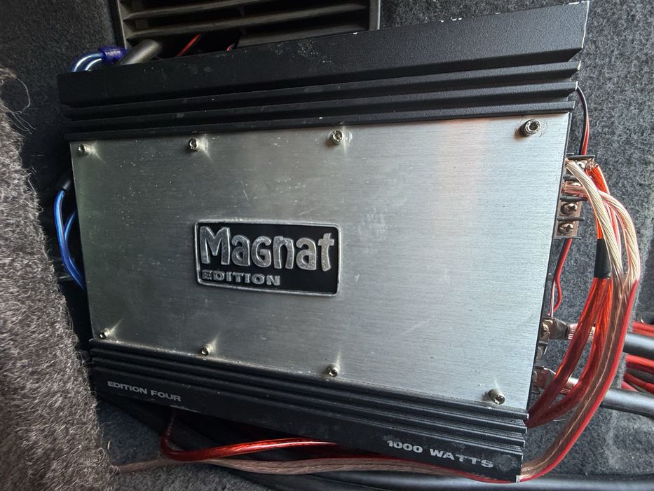 Subwoofer + statie 1000w Dragutesti • OLX.ro