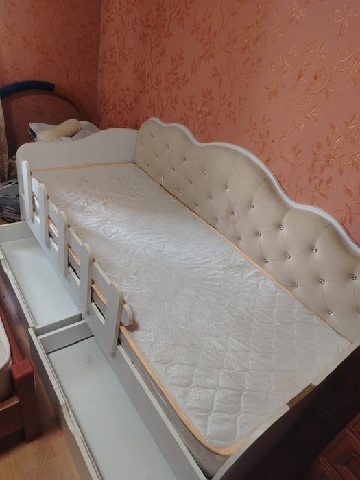 Продам кровать детский