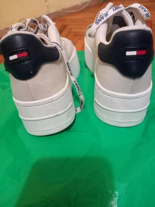 Оригинални обувки TOMMY HILFIGER размер -41