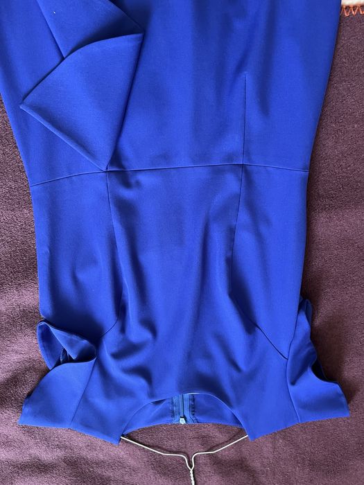 Платье нарядное.