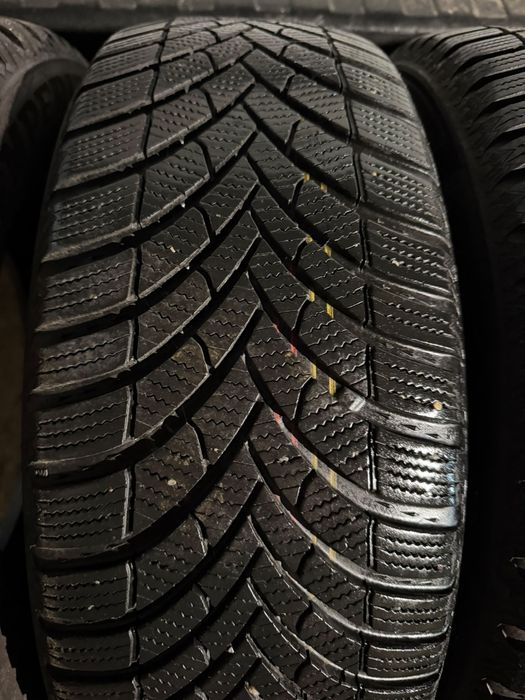 Anvelope 205/55 R16 SEMPERIT de iarna