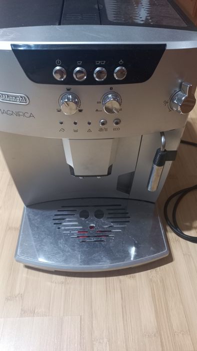 Espresor cafea Delonghi