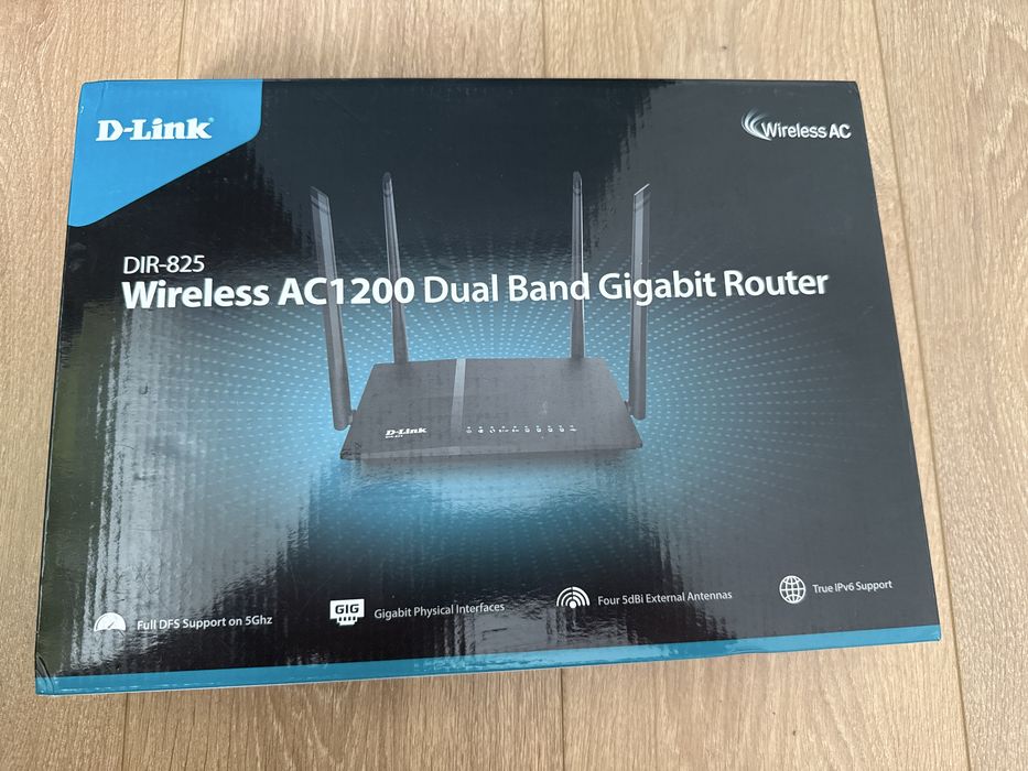 Router DLink DIR-825