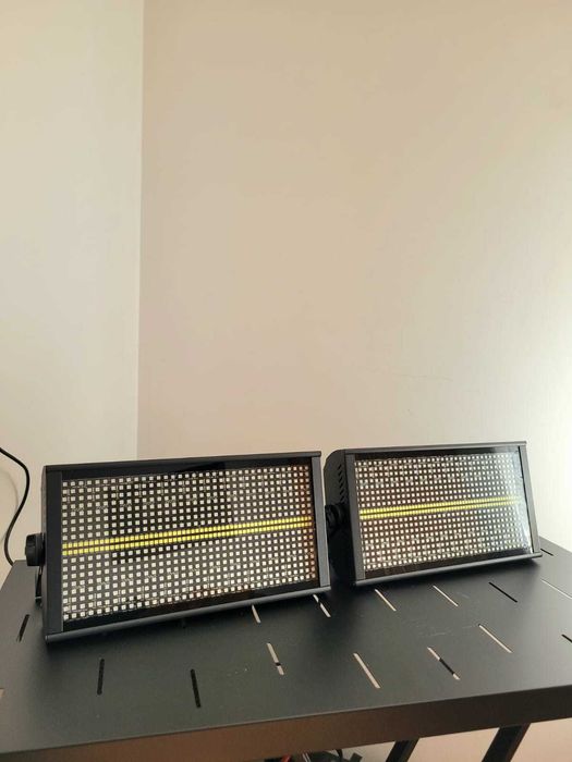 Stroboscoape 200W RGBW jocuri de lumini disco DJ formatii scene club