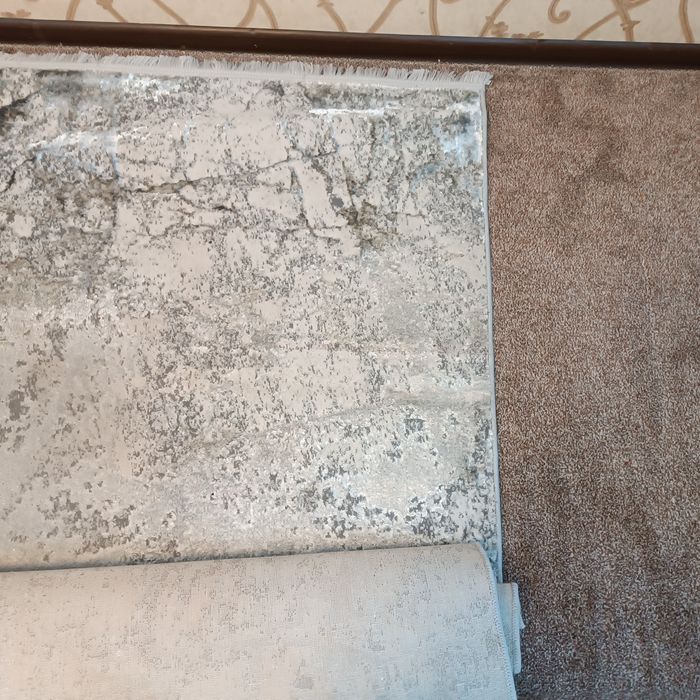 Гилам сотилади 3 х 5