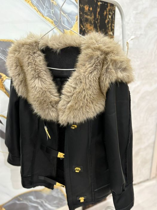 Продам новые куртки