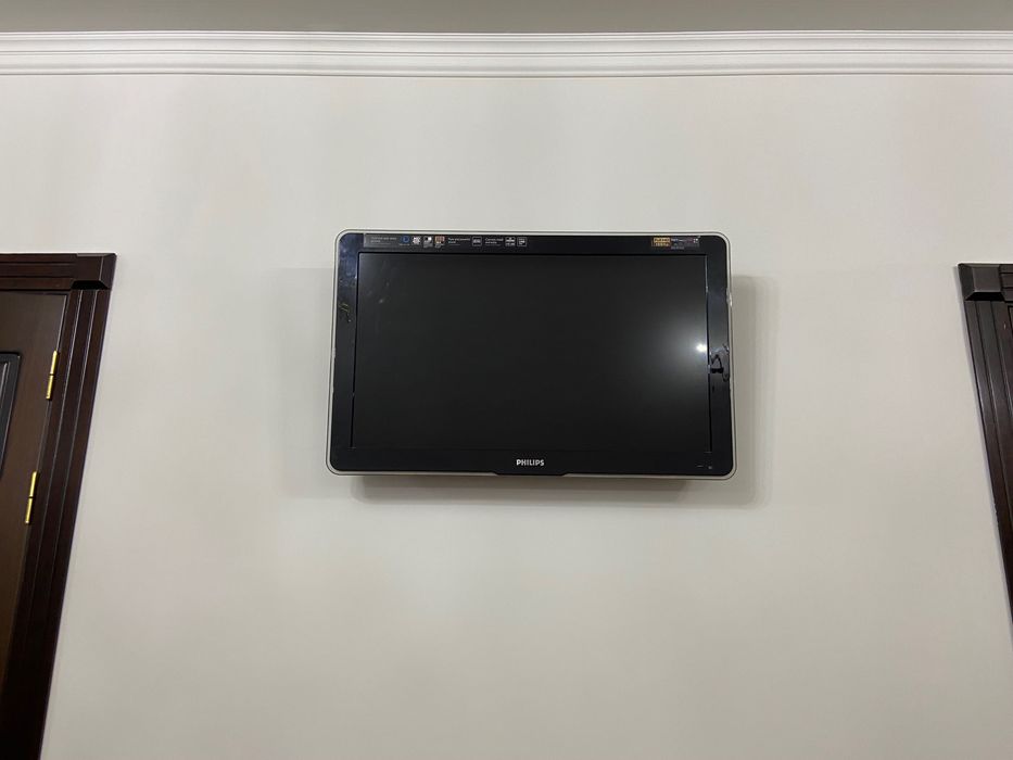 Televizor TV телевизор сотилади.Продается телевизор Philips