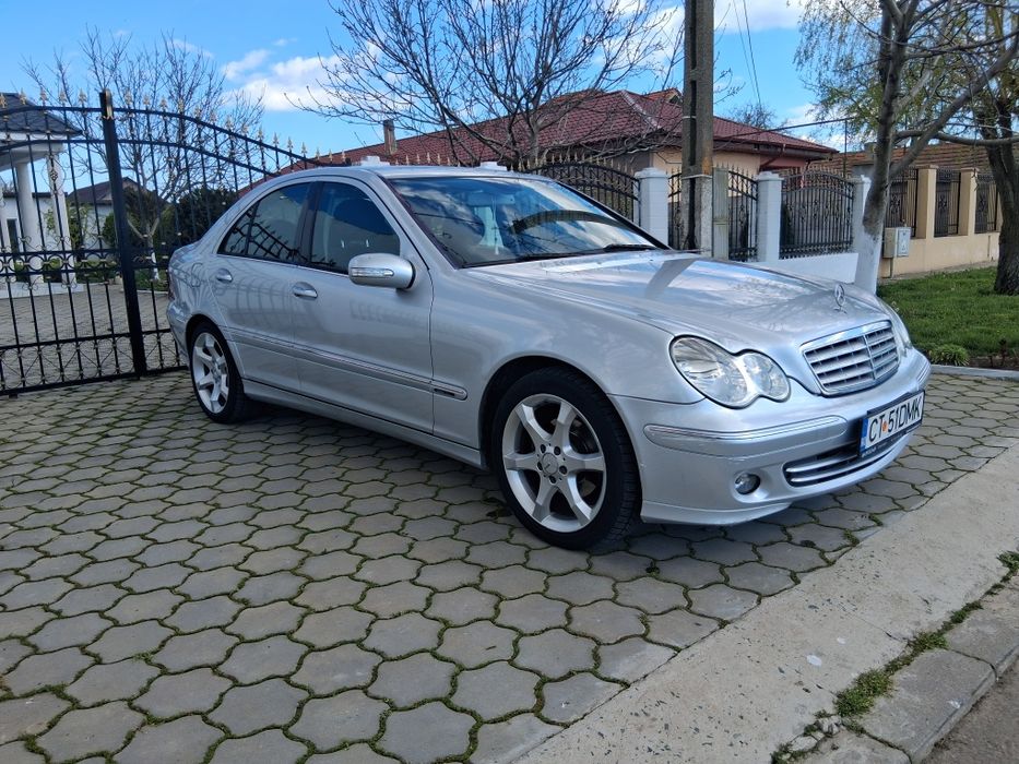 Mercedes-Benz C -Class