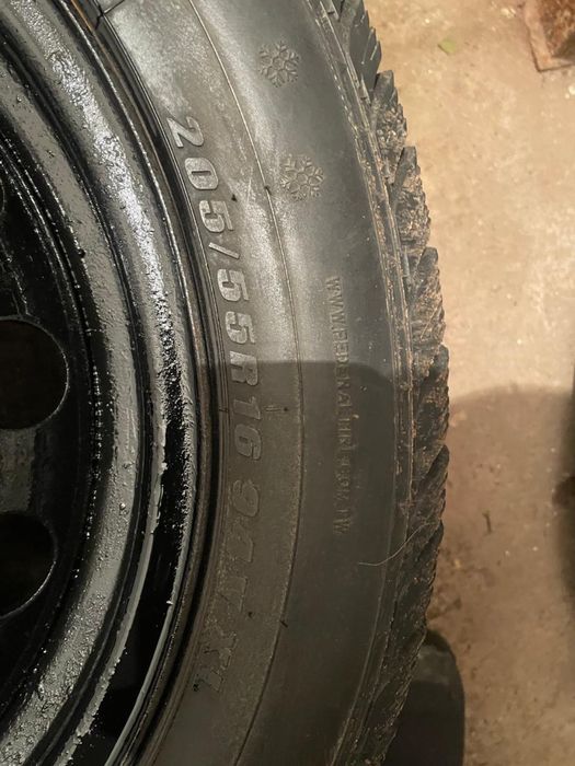 Шины с дисками  205/55R16