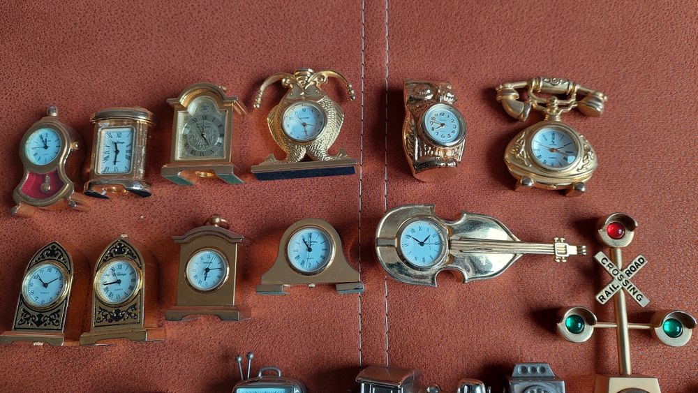 Ceasuri miatura deosebite colectie