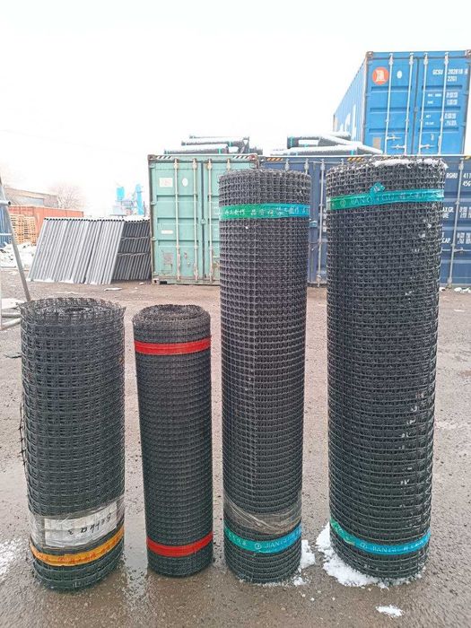 Qora Plastikoviy setka, Setka plastmas