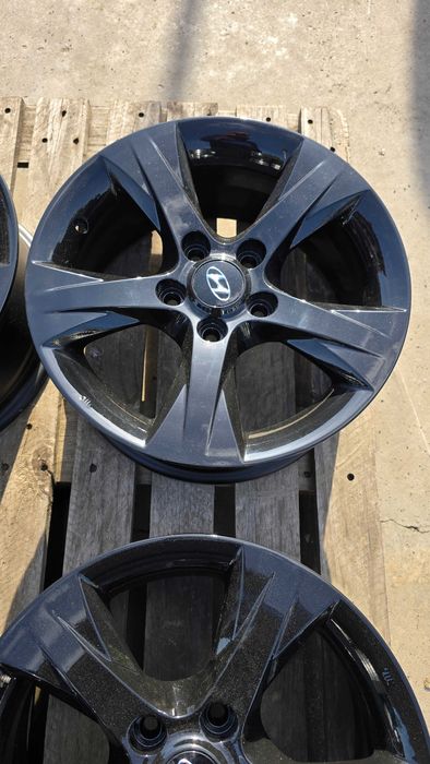 Jante Hyundai I40 7.0x16 et 40 5x114,3 Black Edition OEM