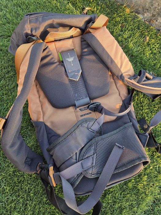 Rucsac drumeție QUECHUA 18L pentru copii 7–15 ani – ca nou