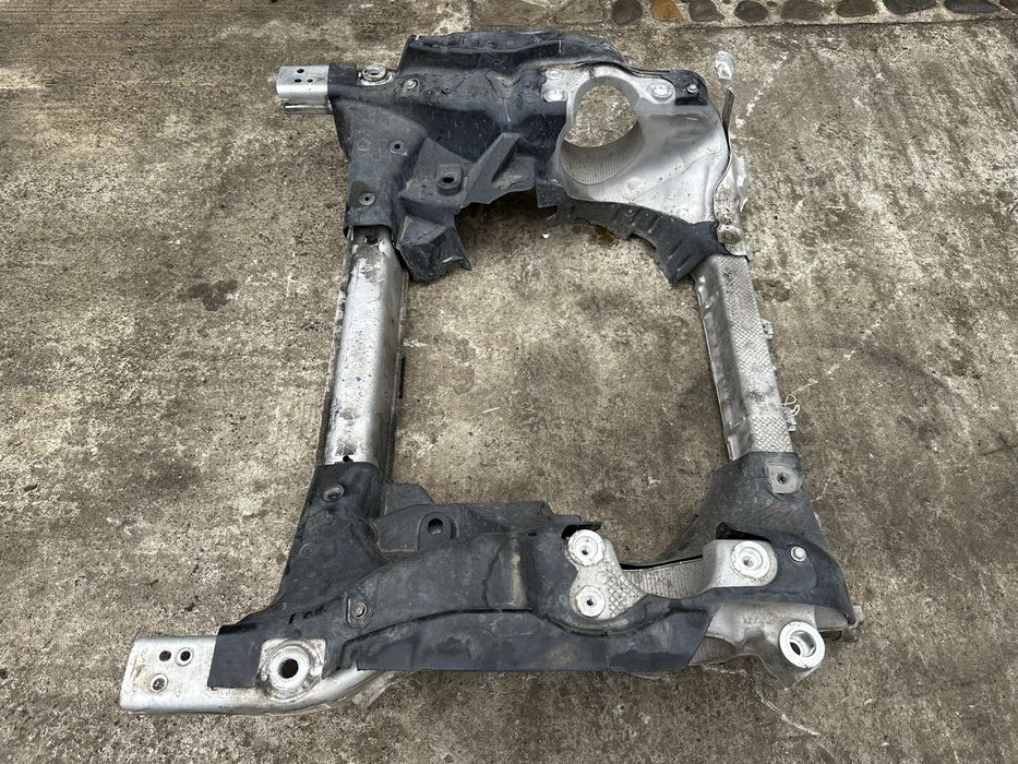 Cadru motor / Jug Mercedes C W205, E W213, GLC C253 - 4 Matic / 4X4