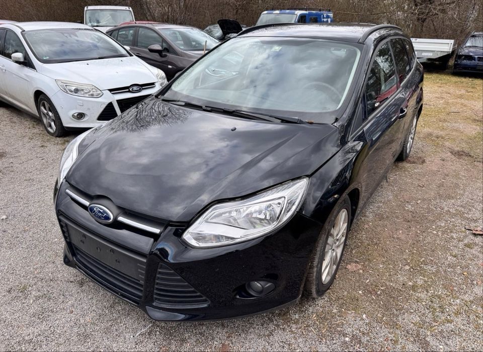 Vând Ford Focus Motor 1.0 Benzină Ecoboost 145.000 Km 2013 Euro 5 - MOTOR DEFECT - Import Germania