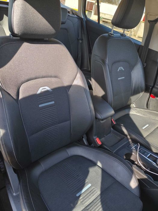 Ford Focus Active 2.0 EcoBlue 150 CP cutie automată 129.500 KM