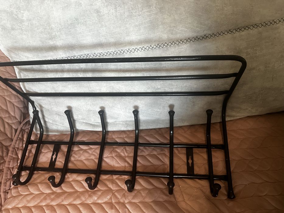 Вешалка для вещей