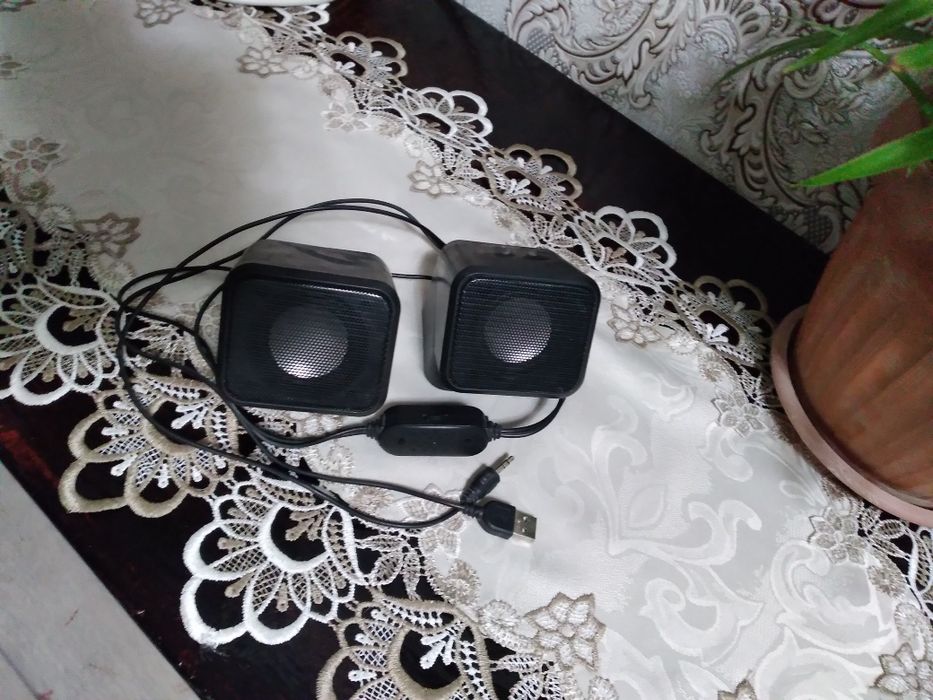 Продам колонки недорого