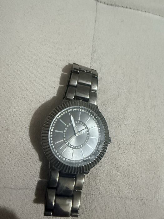 Продаю в отличном состоянии часы