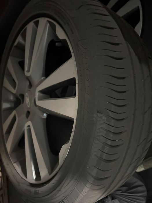 Продам диски с шиной комплект