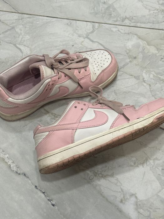 СРОЧНО обувь 38 размер розового цвета