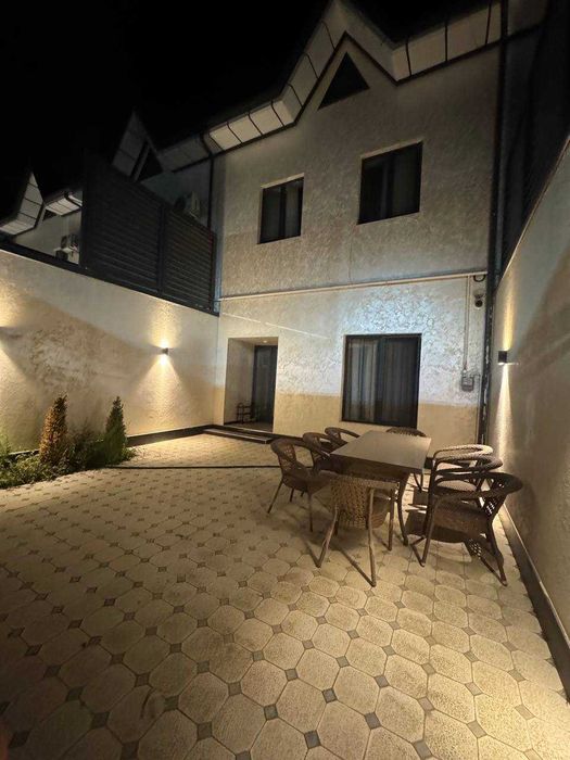 Рохат круг, махалля Олмос 2 этажный Дом-Коттедж 1.5 сот, 4 Комн,