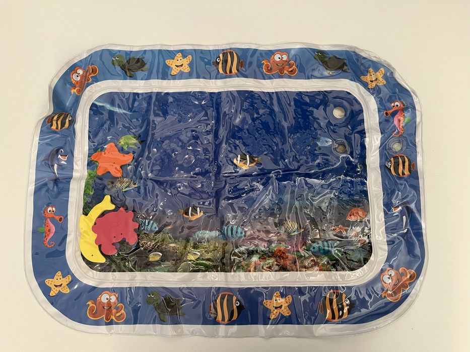 Водяной коврик для ребенка
