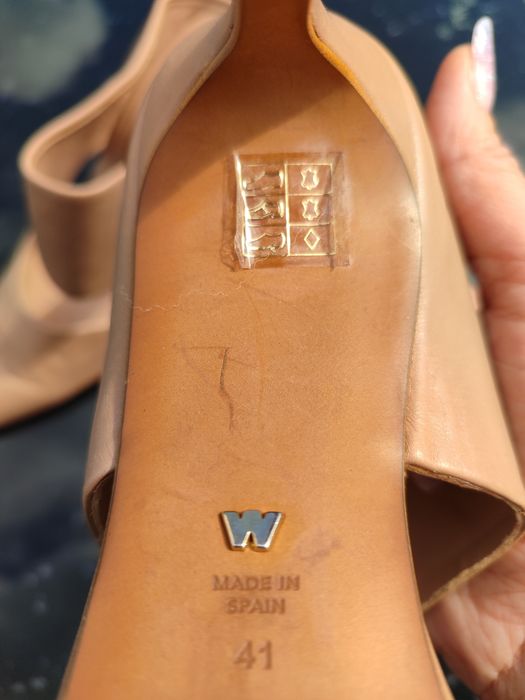 Vând pantofi piele, mărimea 40