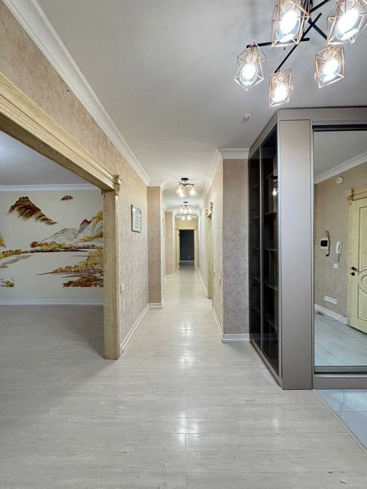 4-ком квартира 132м2