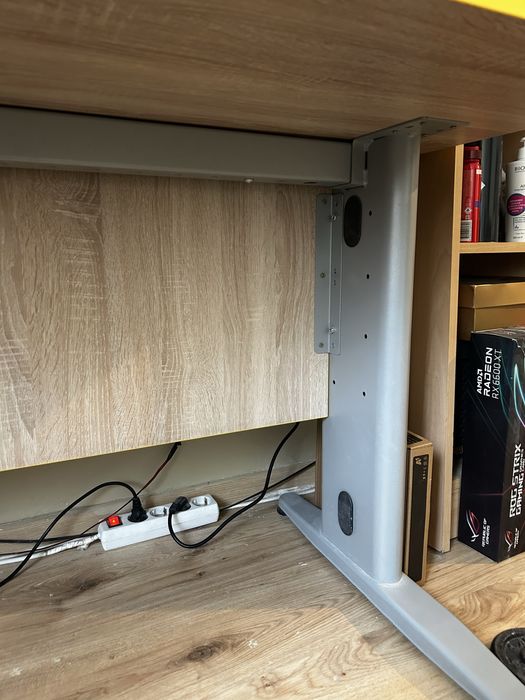 Oфис бюро, 150/80см, метална основа